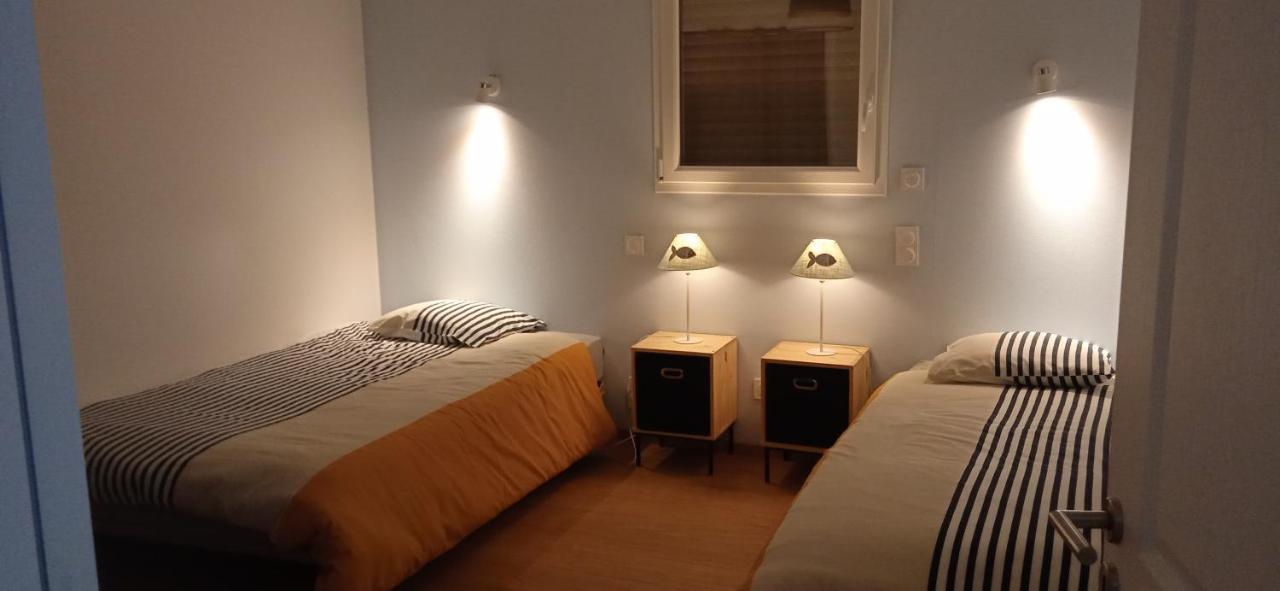 Maison De La Plage Des Amiets Cléder Kültér fotó
